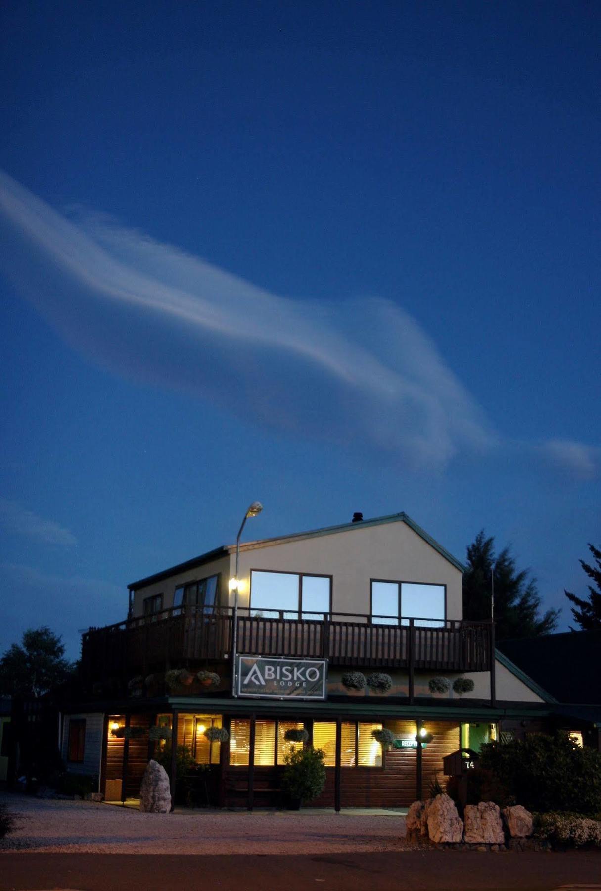 Abisko Lodge Метвен Экстерьер фото